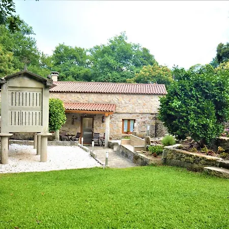 Holiday home Casa Rustica En Villagarcia De Arousa *